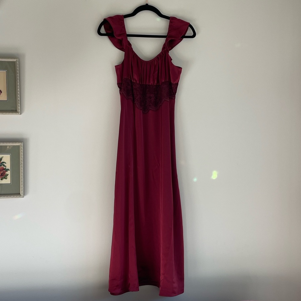 NWT Wilfred Magnate Satin Dress in Cordovan 🌹 • US 4 • Aritzia - Picture 3 of 13